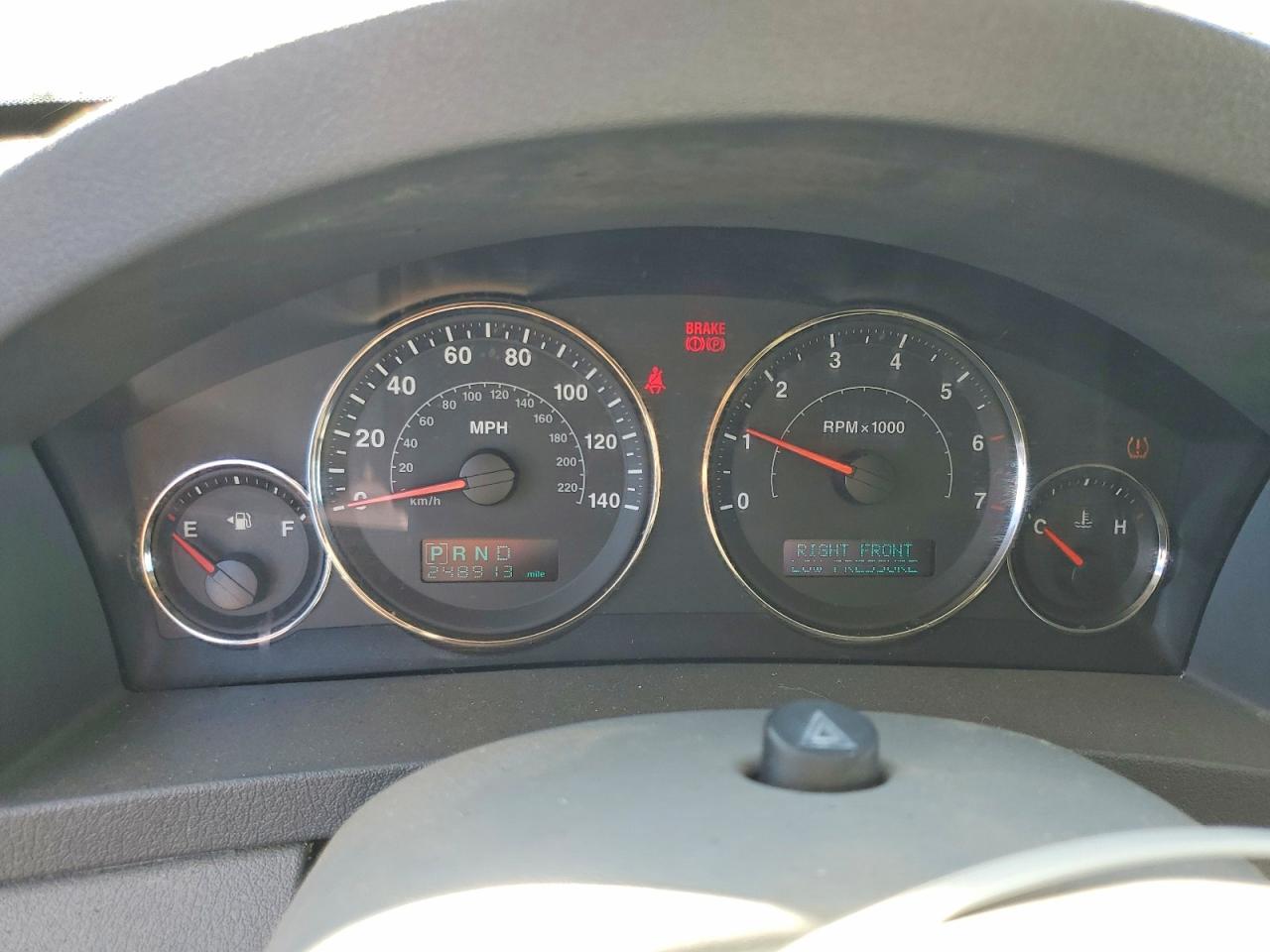 2005 Jeep Cherokee VIN 1J8HS58N55C590978 photo 9