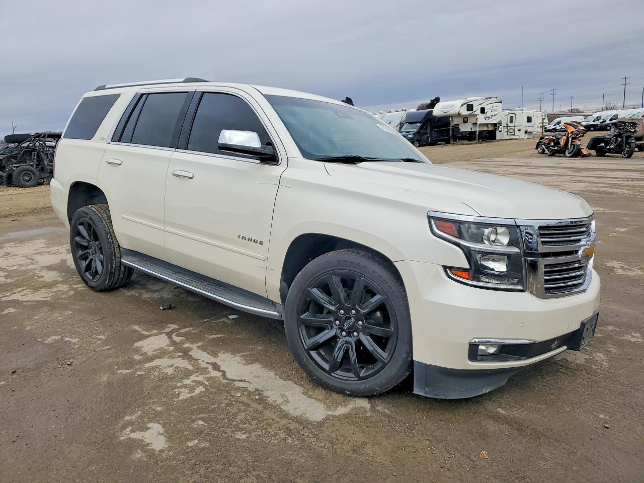 2015 Chev Tahoe VIN 1GNSKCKC0FR283961 photo 4