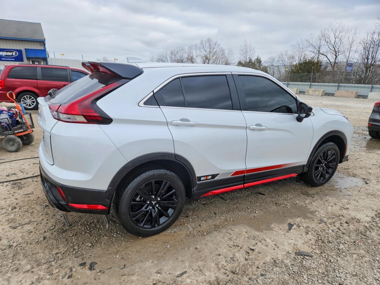 2023 Mitsubishi Eclipse cross VIN JA4ATVAAXPZ042949 photo 3