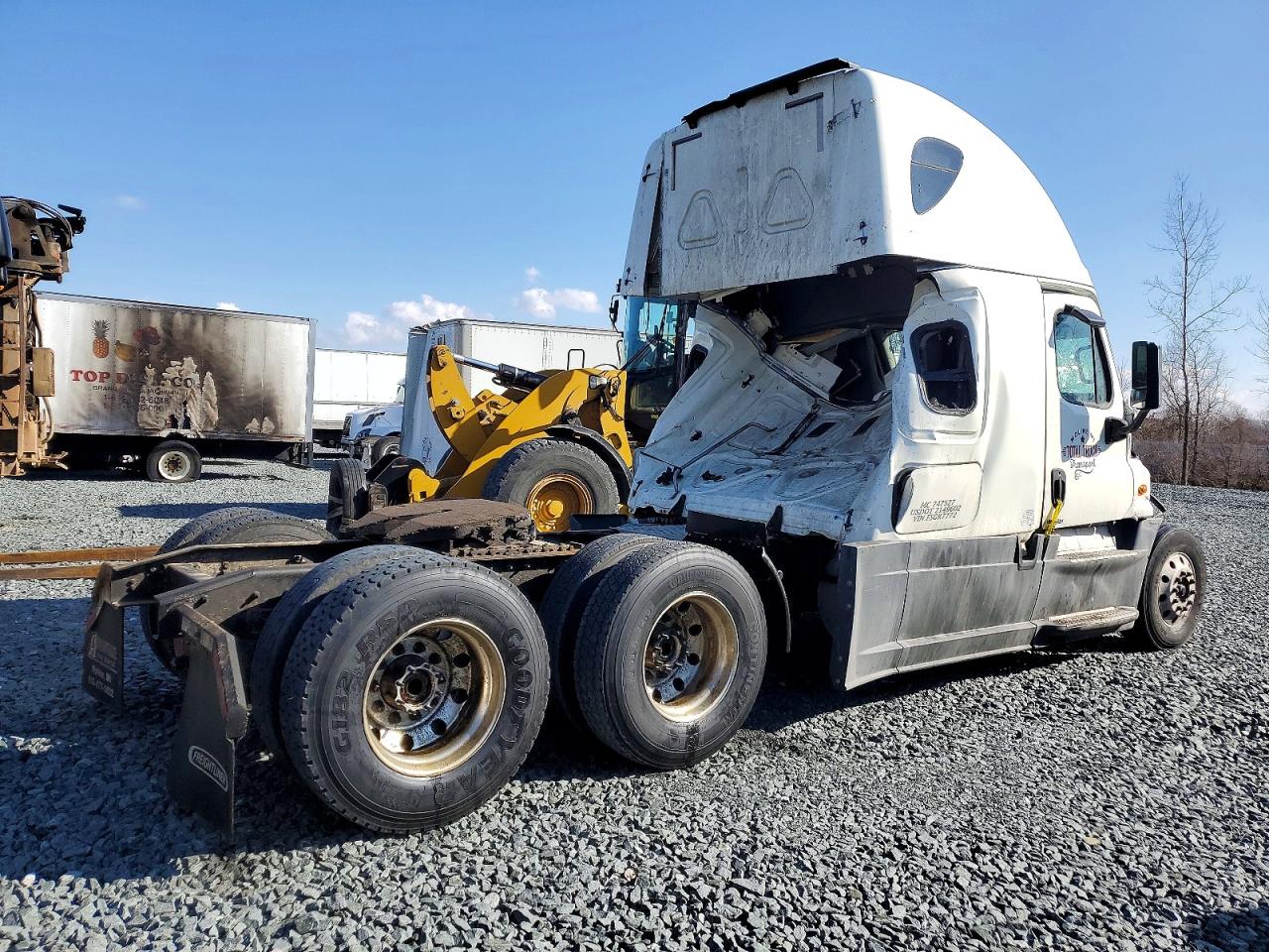 2015 FREIGHTLINER All models VIN 3AKJGLD58FSGR7772 photo 4