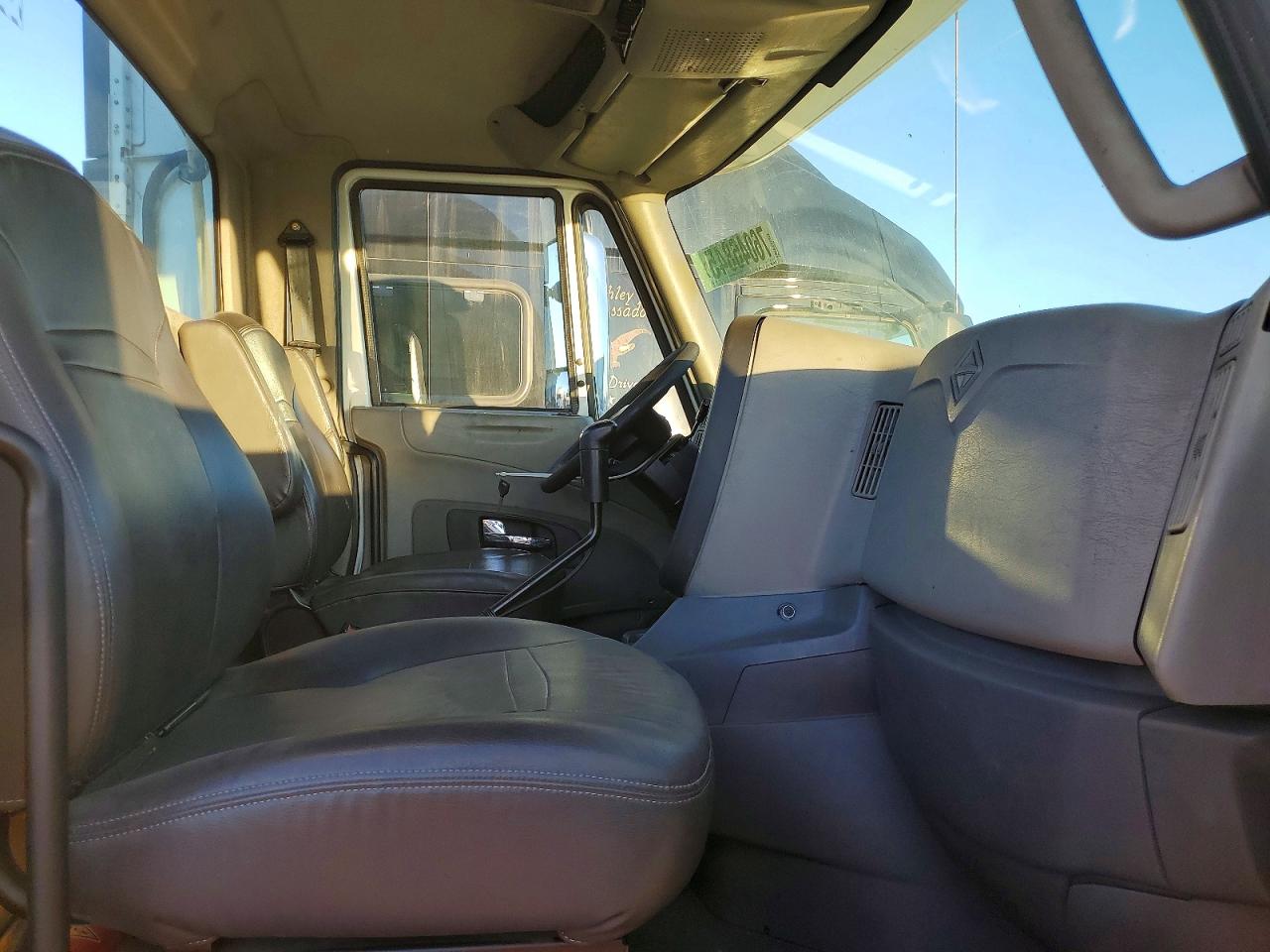 2014 International All models VIN 1HSDHSNR8EH033325 photo 5