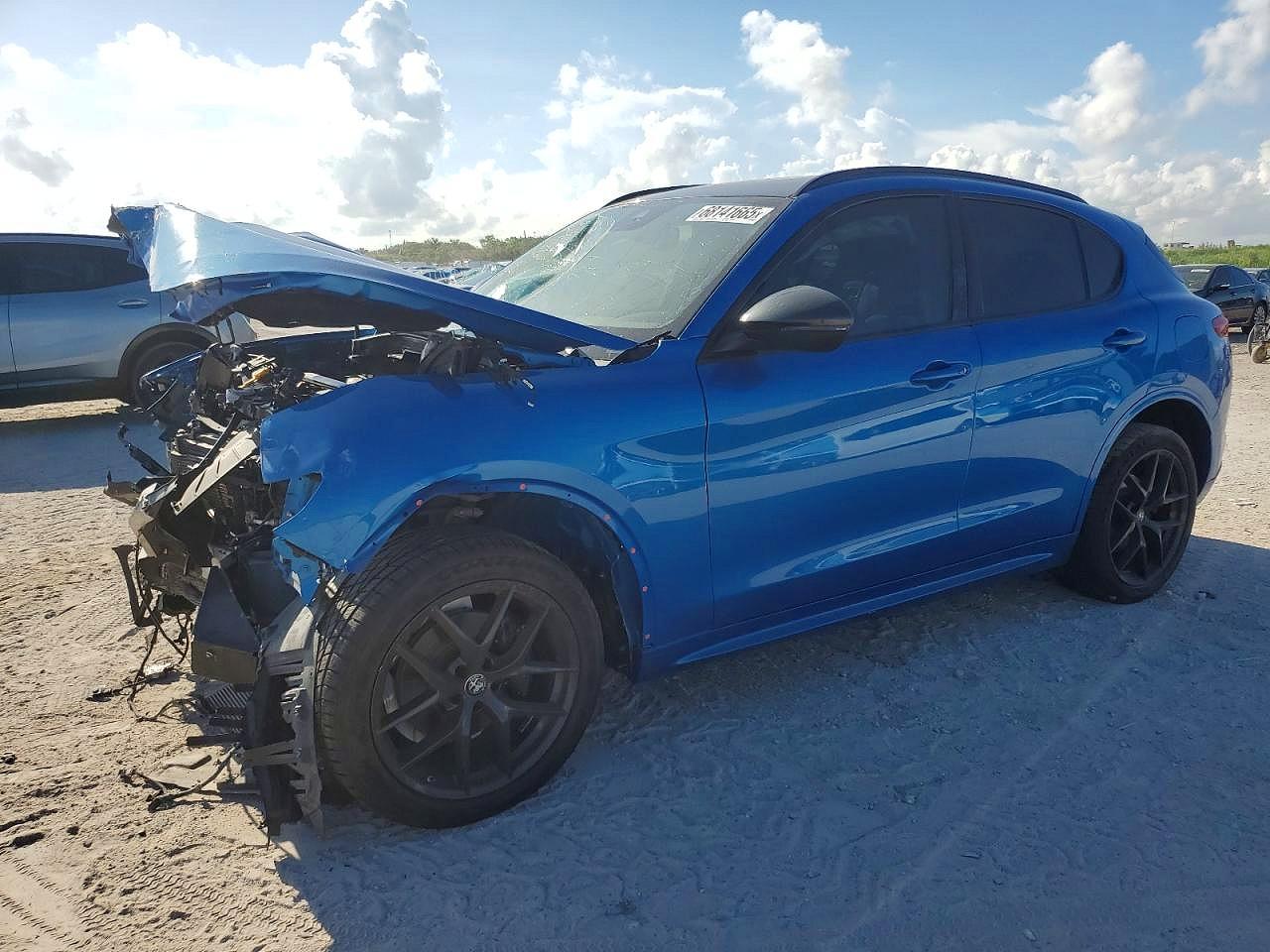 2020 Alfa Stelvio VIN ZASPAKAN3L7C76581 photo 1
