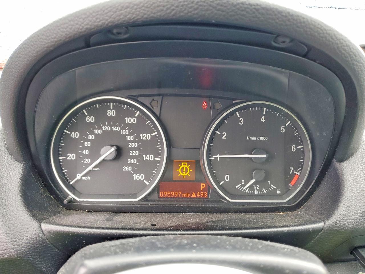 2012 BMW 1 series VIN WBAUL7C50CVM82997 photo 9