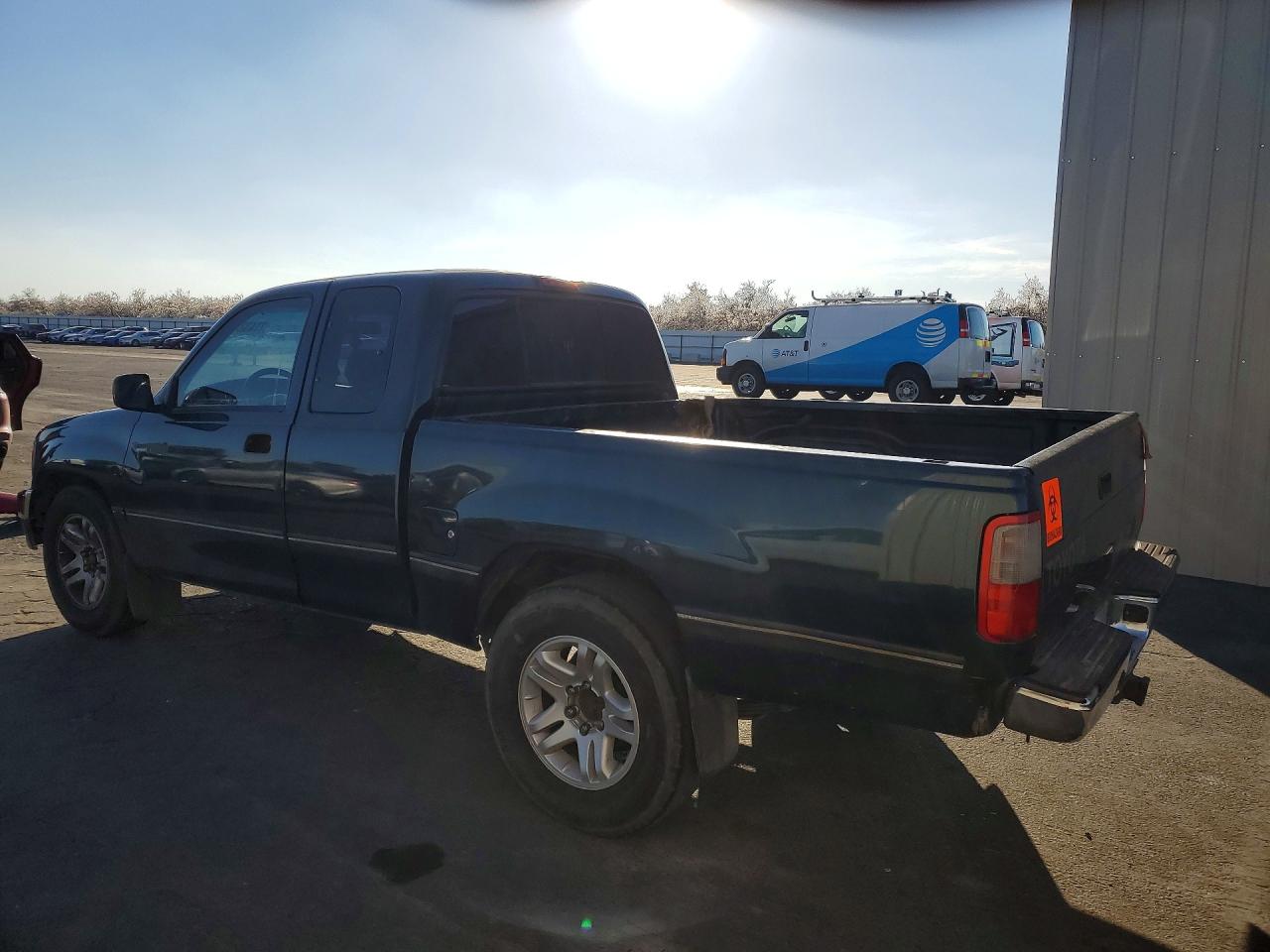 1996 Toyota T100 VIN JT4TN12D5T0018390 photo 2