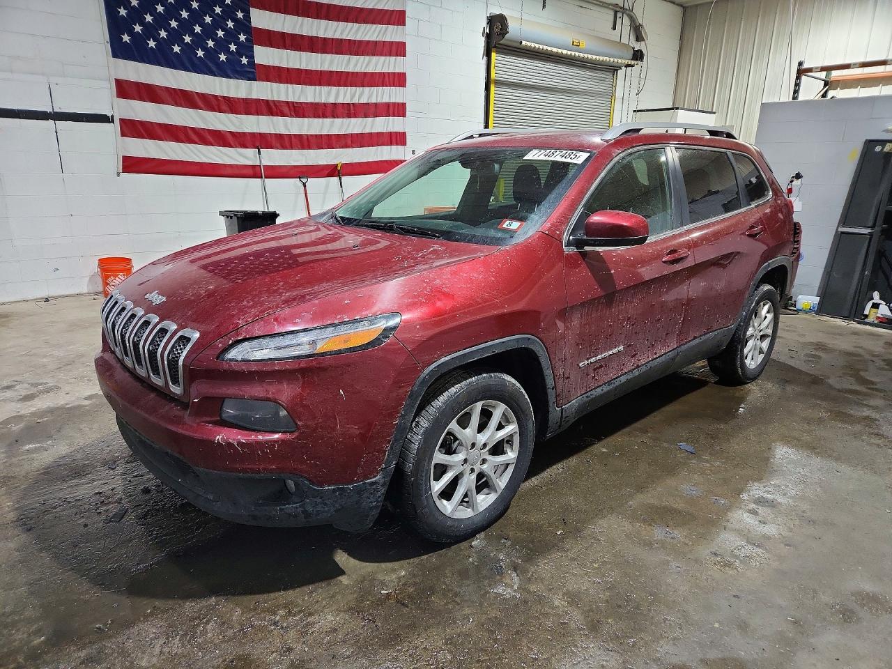 2014 Jeep Grand cher VIN 1C4PJLCS5EW143072 photo 1