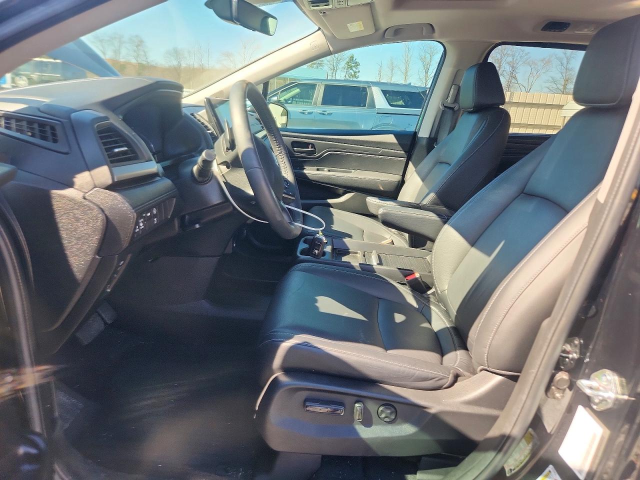 2024 Honda Odyssey VIN 5FNRL6H66RB060129 photo 7