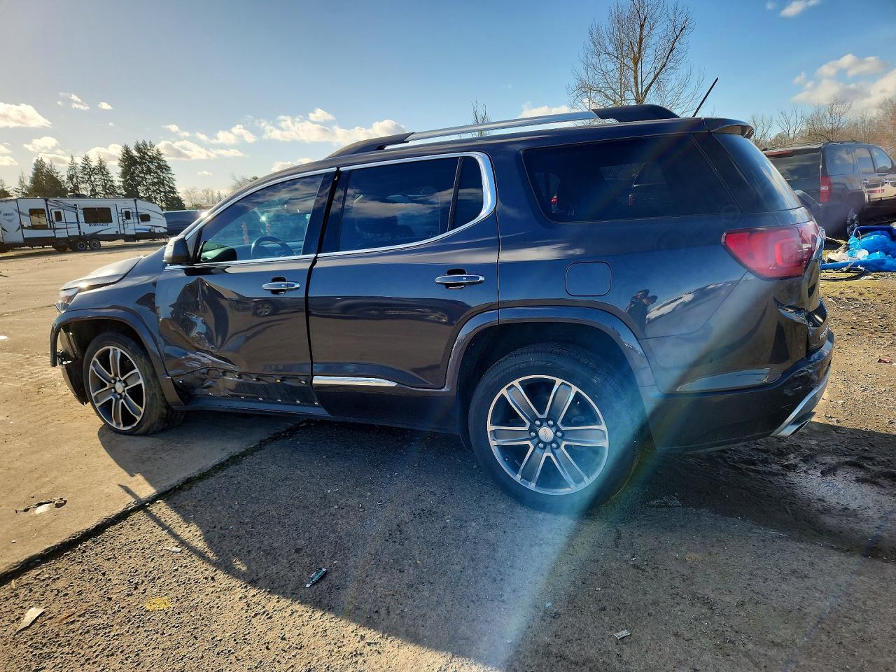 2018 GMC Acadia den VIN 1GKKNXLS2JZ159135 photo 2