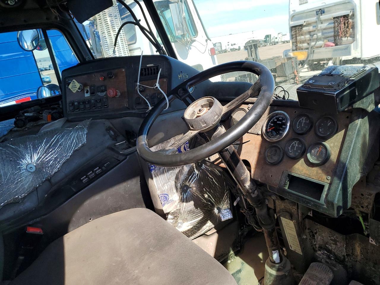 2006 PETERBILT All other VIN 1NPZL00X76D717114 photo 8