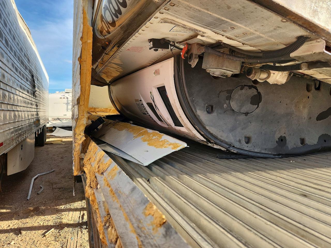 2019 TRAILER Cargo trai VIN 1UYVS2534K6607342 photo 5