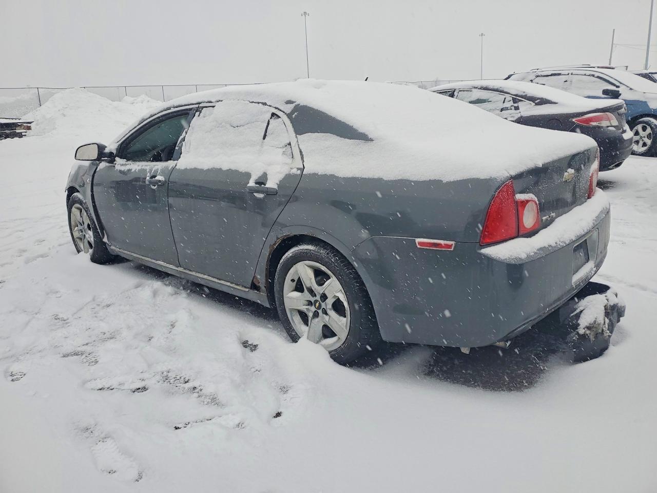 2008 Chevrolet Malibu VIN 1G1ZH57BX8F167553 photo 2