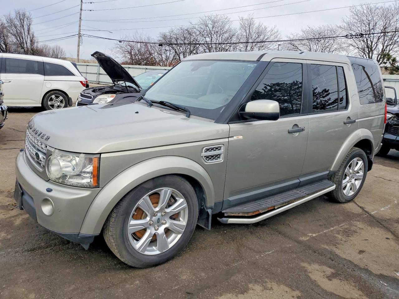 2013 Land Lr4 VIN SALAK2D45DA666447 photo 1