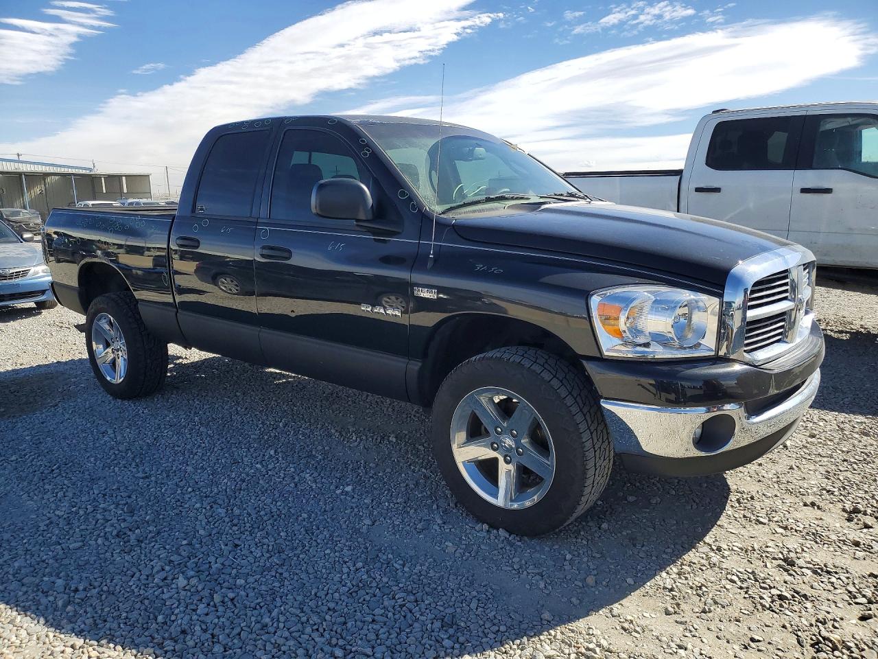 2008 Dodge Ram 1500 VIN 1D7HU18258S533745 photo 4