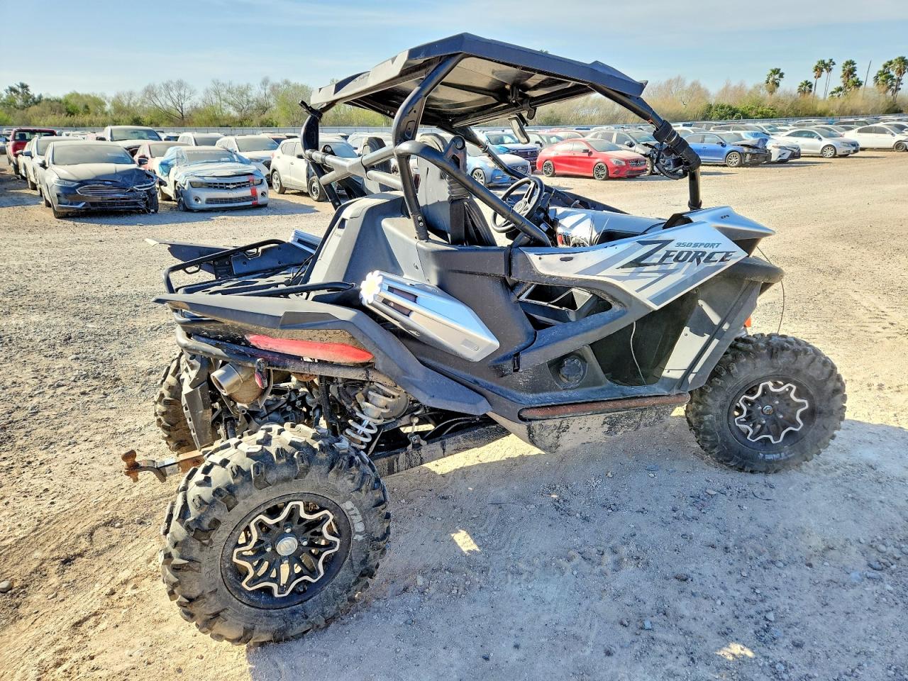 2022 Cfmoto Zforce 950 VIN LCELV1ZG3N6001653 photo 4
