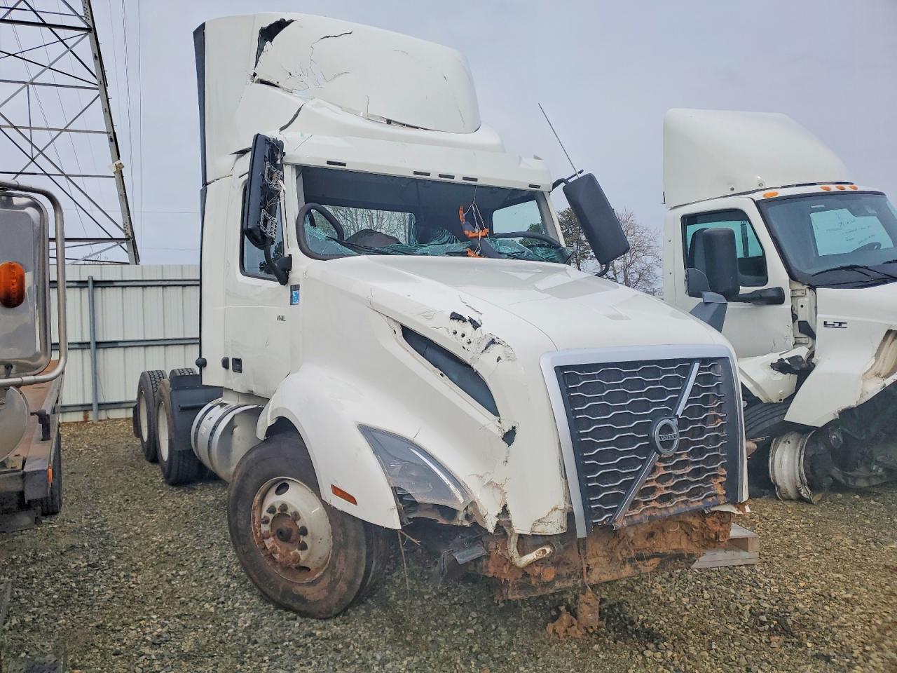 2023 Volvo All models VIN 4V4NC9EH7PN339937 photo 1
