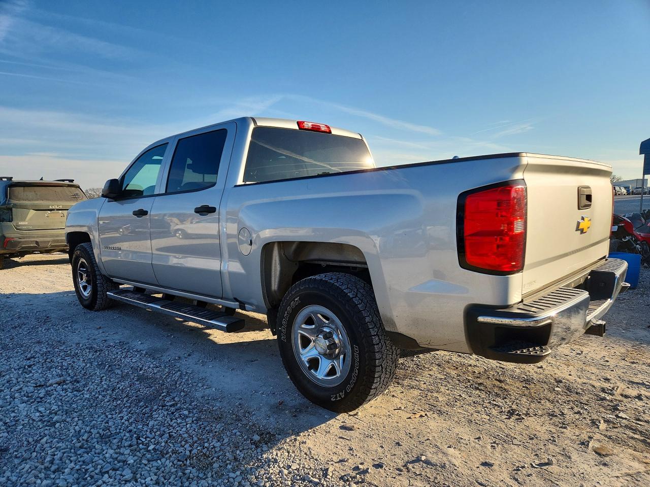 2016 Chevrolet All models VIN 3GCPCNECXGG290825 photo 2