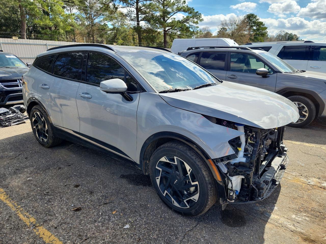 2025 Kia Sportage VIN 5XYK53DF5SG270039 photo 4