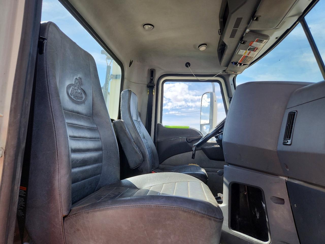 2014 MACK Cxu613 VIN 1M1AW02Y4EM041012 photo 6