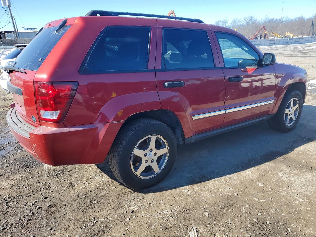 2005 Jeep Grand cher VIN 1J4GR48KX5C646762 photo 3