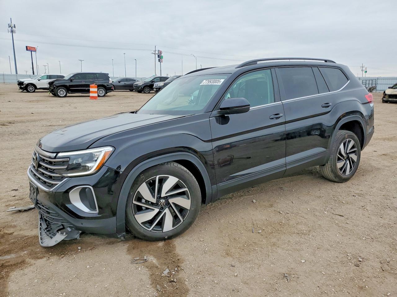 2025 Volkswagen Atlas VIN 1V2KR2CA9SC527744 photo 1