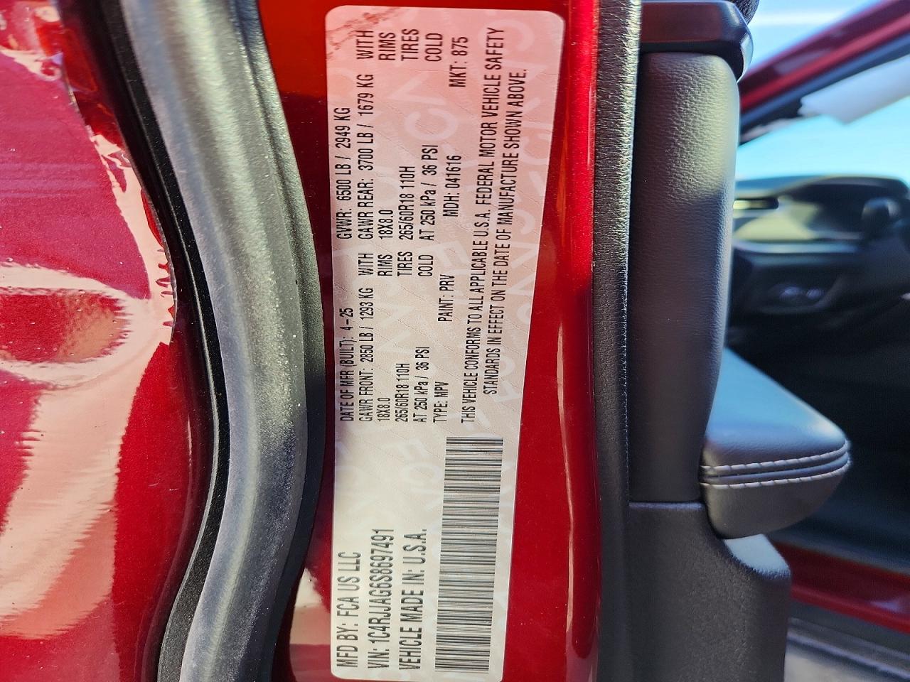 2025 Jeep Grand cher VIN 1C4RJJAG6S8697491 photo 12