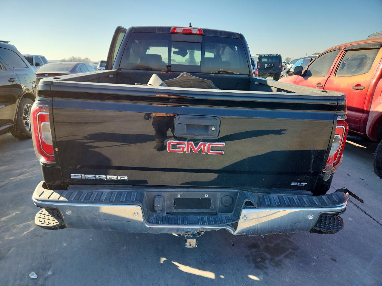 2018 GMC All models VIN 3GTU1NER8JG105823 photo 6