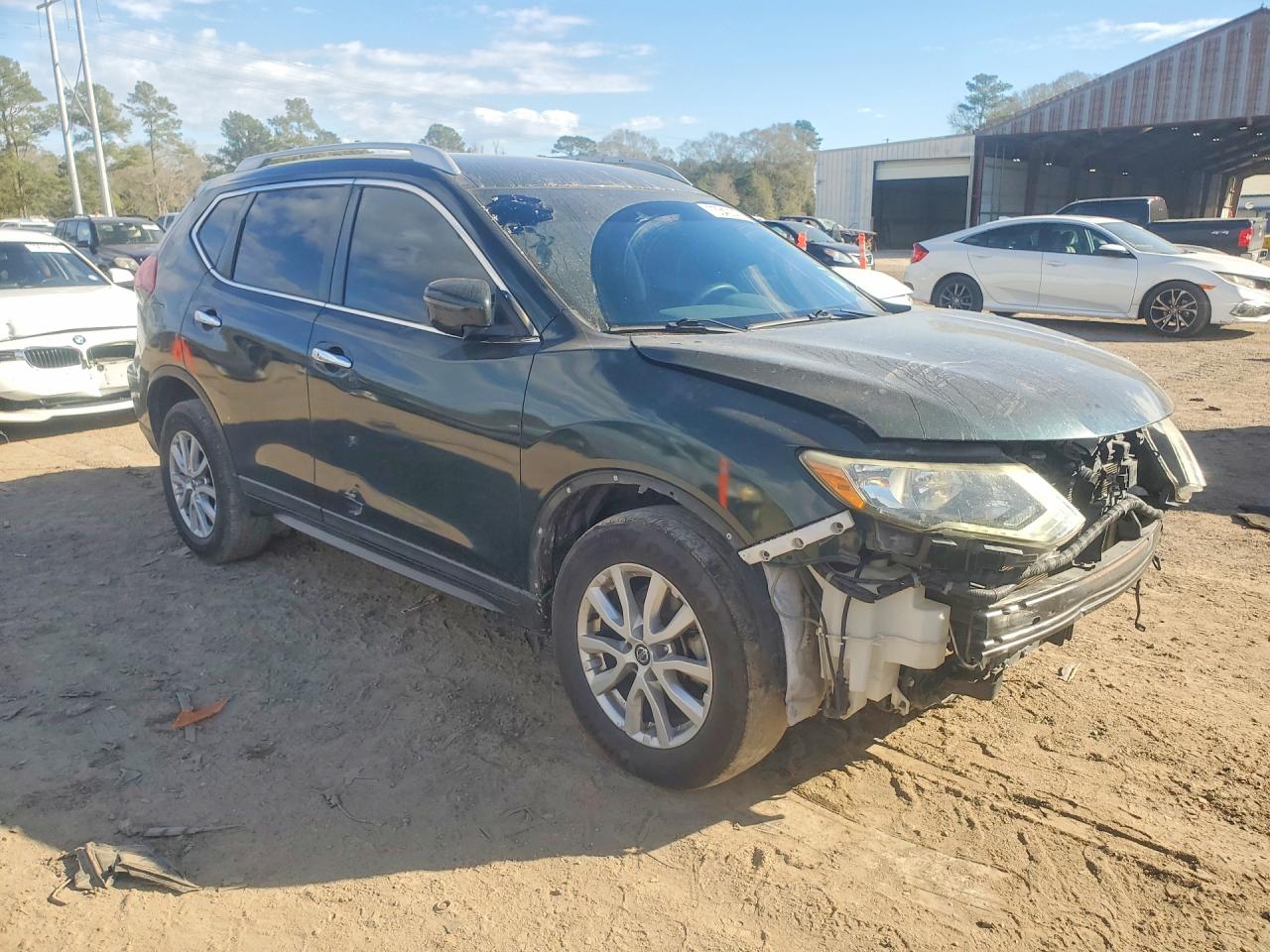 2019 NISS Rogue VIN 5N1AT2MT3KC780410 photo 4