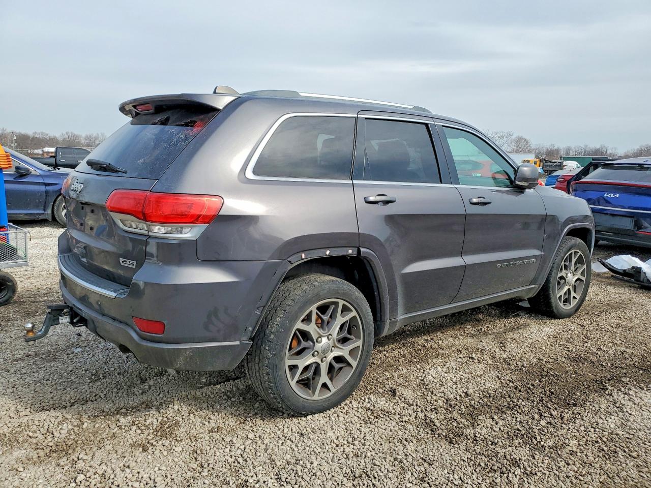 2018 Jeep Grand cher VIN 1C4RJFBT7JC156695 photo 3