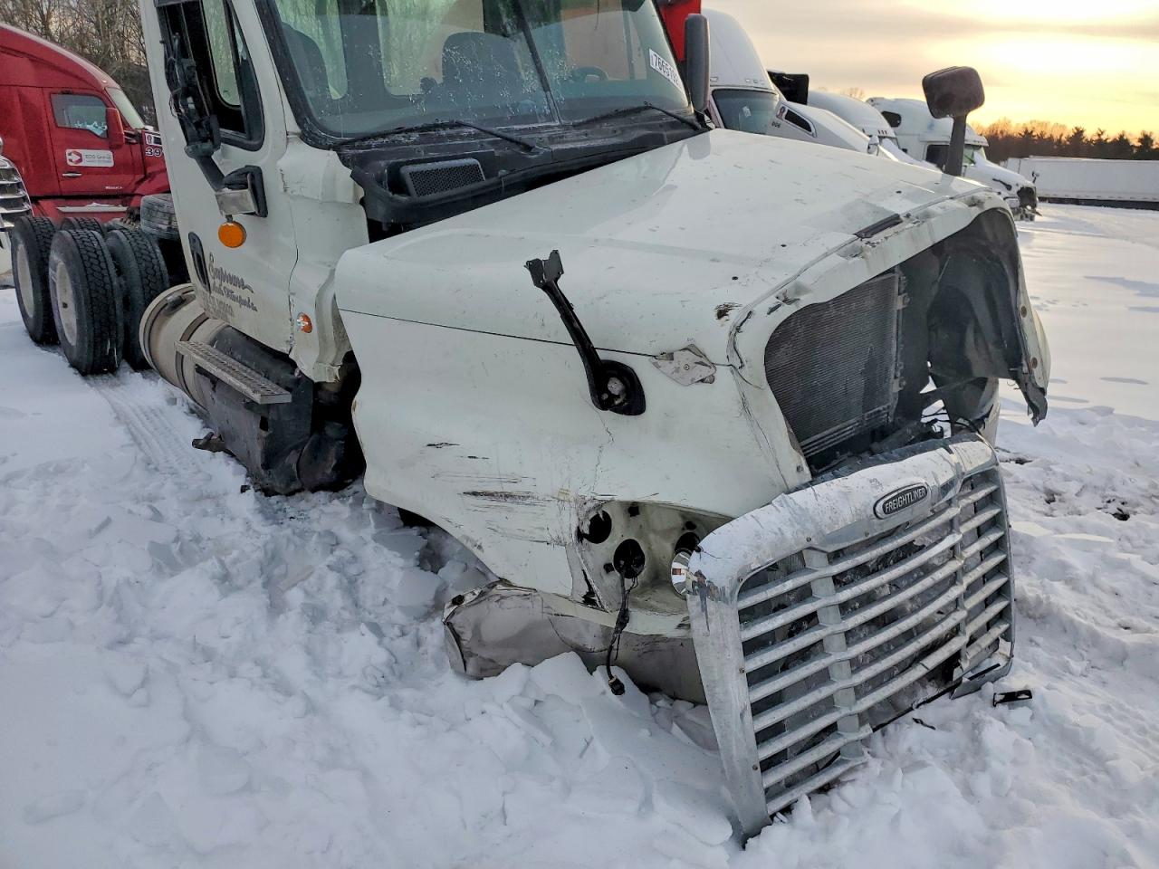 2013 FREIGHTLINER All other VIN 1FUJGEBG7DLFD1036 photo 9