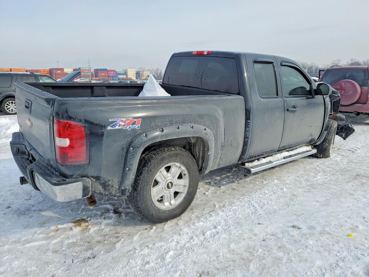2011 Chevrolet All models VIN 1GCRKSE35BZ146019 photo 3
