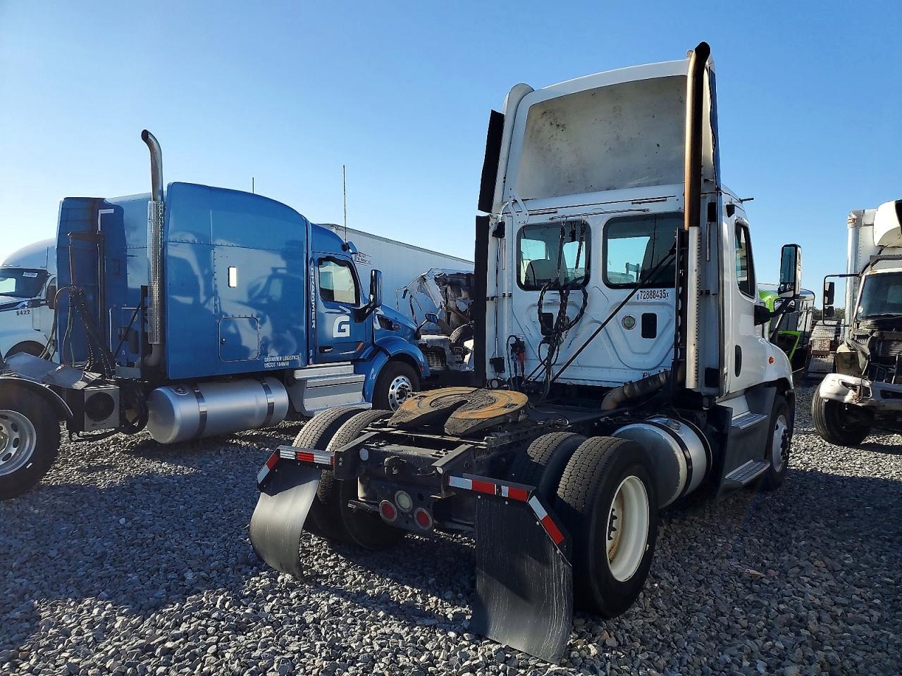 2016 FREIGHTLINER All other VIN 1FUBGEDV9GLHC5667 photo 4