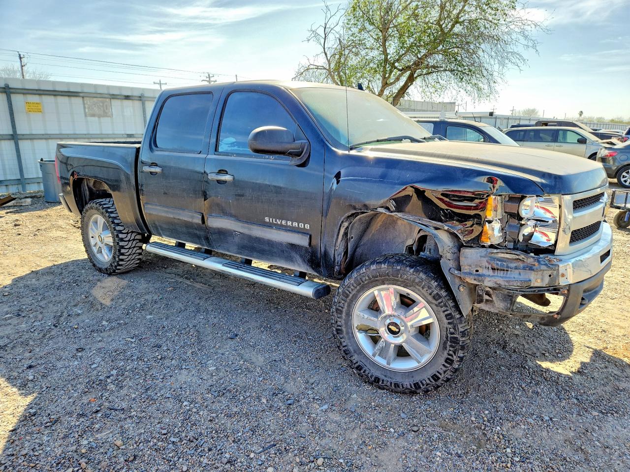 2011 Chevrolet All models VIN 3GCPCREA3BG110423 photo 4