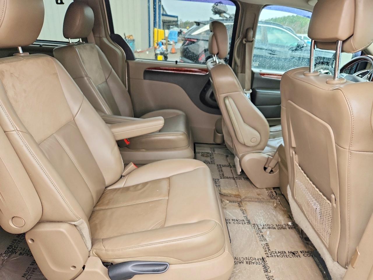 2014 Chrysler Minivan VIN 2C4RC1GGXER277145 photo 11