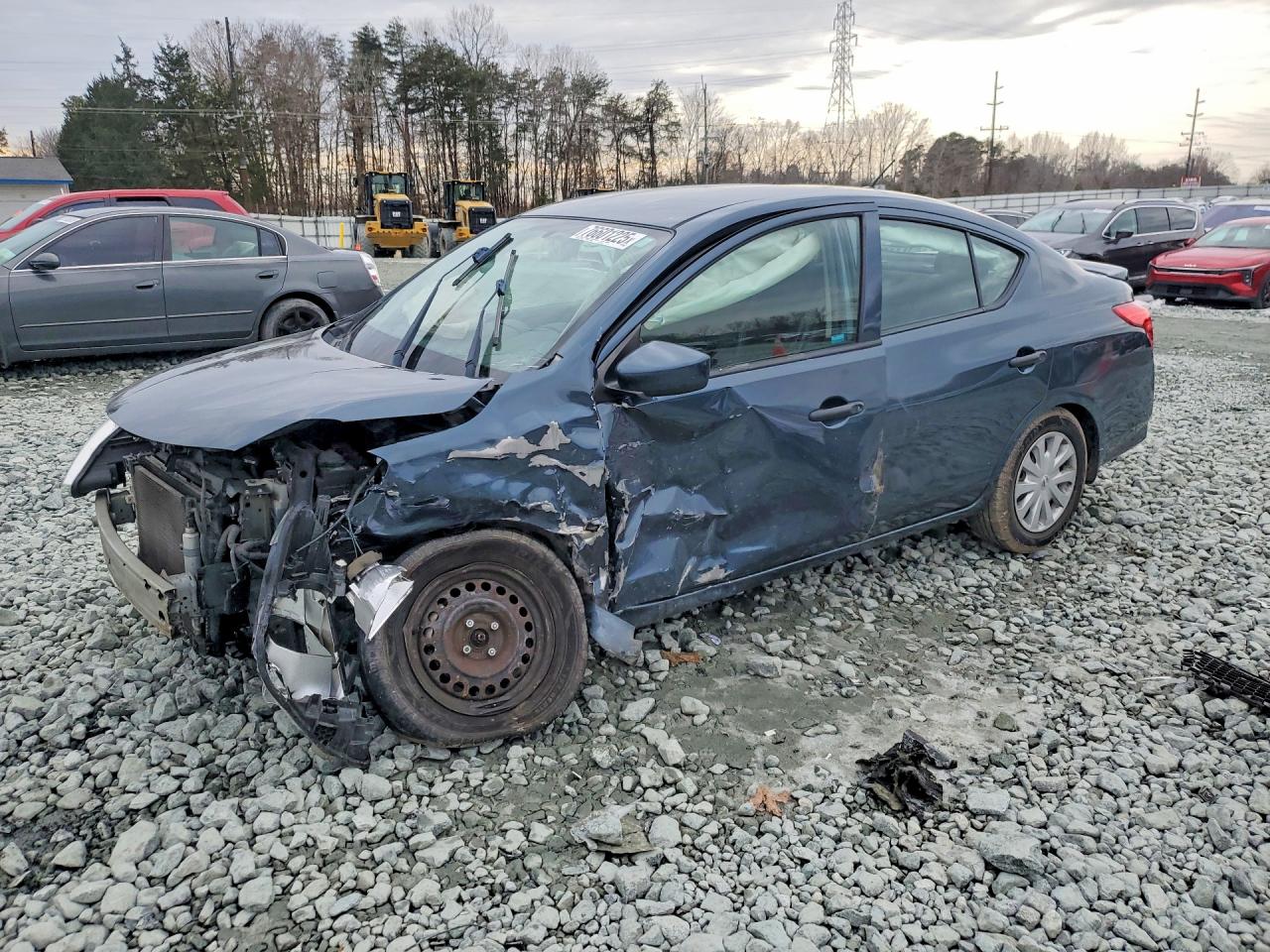 2017 NISS Versa VIN 3N1CN7AP4HL892547 photo 1