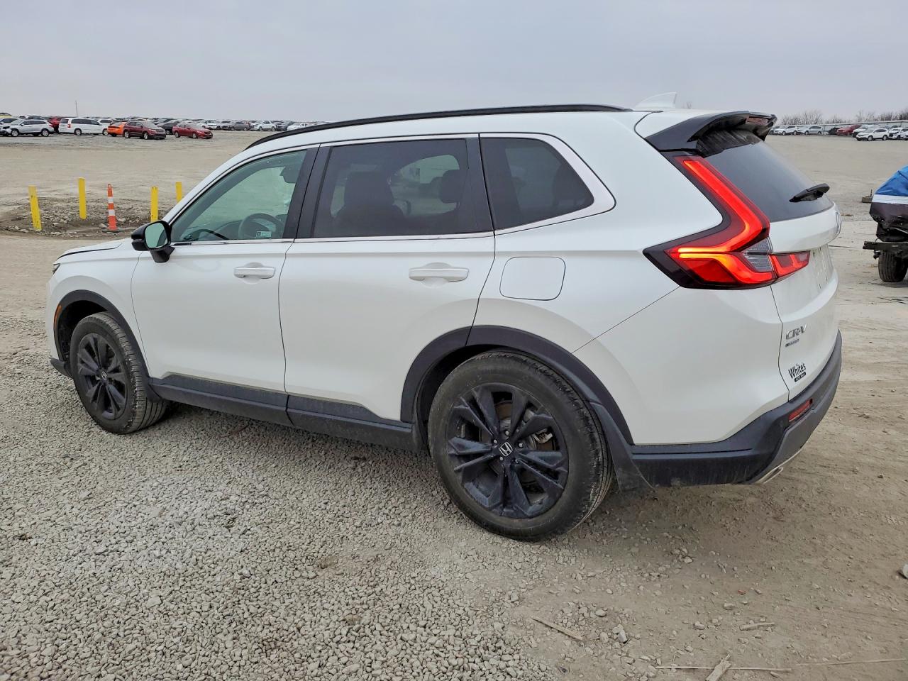 2024 Honda Crv VIN 7FARS6H92RE067645 photo 2