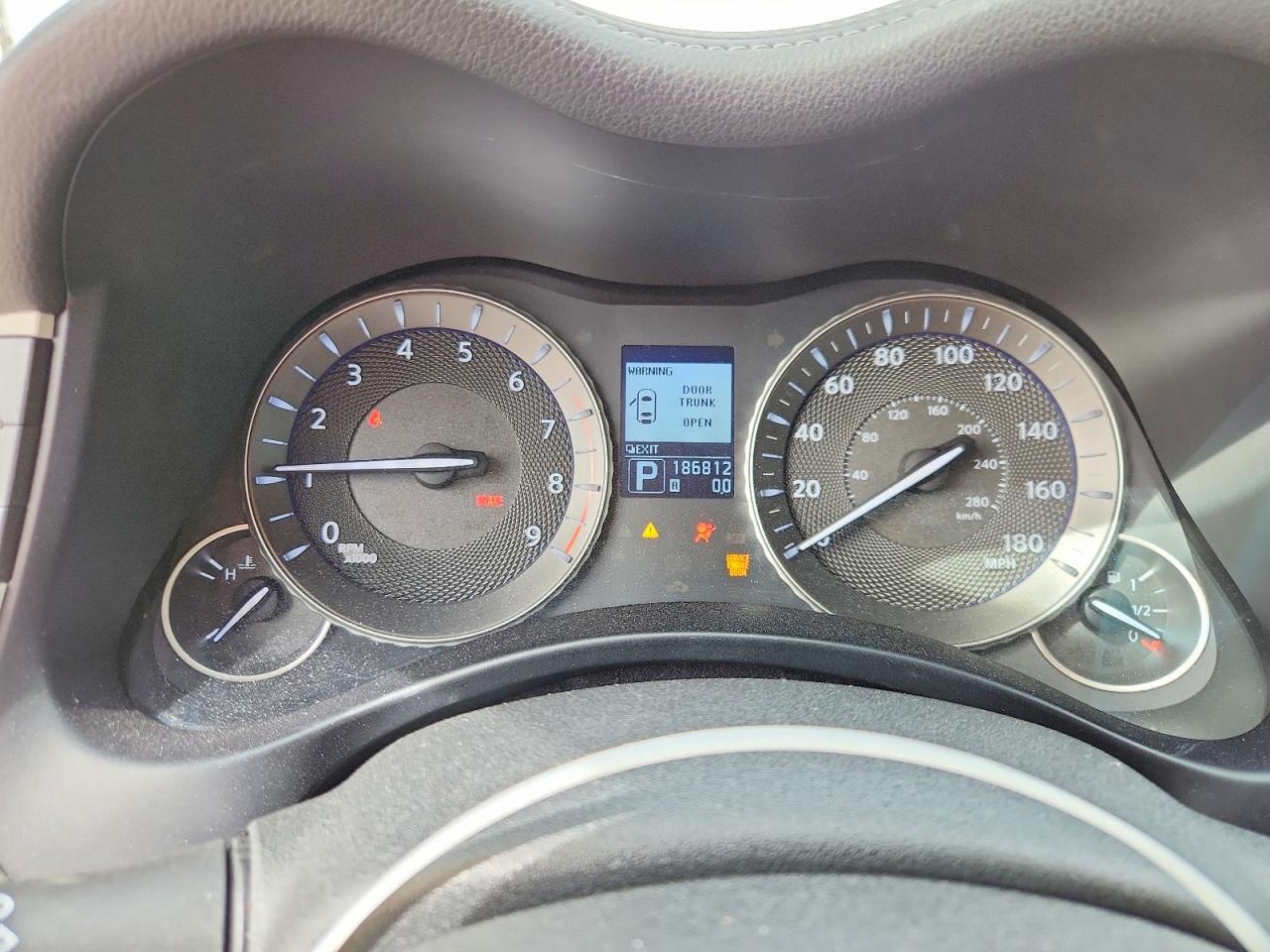 2011 Infiniti M56 VIN JN1AY1AR8BM570455 photo 9