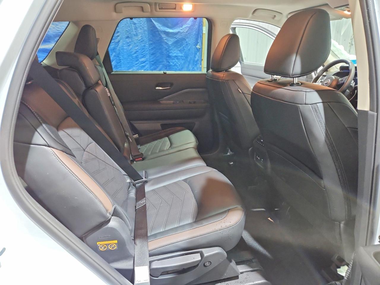 2025 Nissan Pathfinder VIN 5N1DR3DJ6SC304281 photo 11