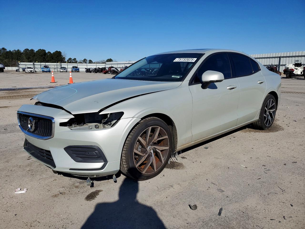 2020 Volv S60 VIN 7JR102FK0LG073195 photo 1