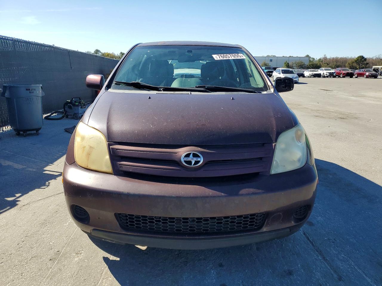 2005 Toyota Scion VIN JTKKT624250094658 photo 5