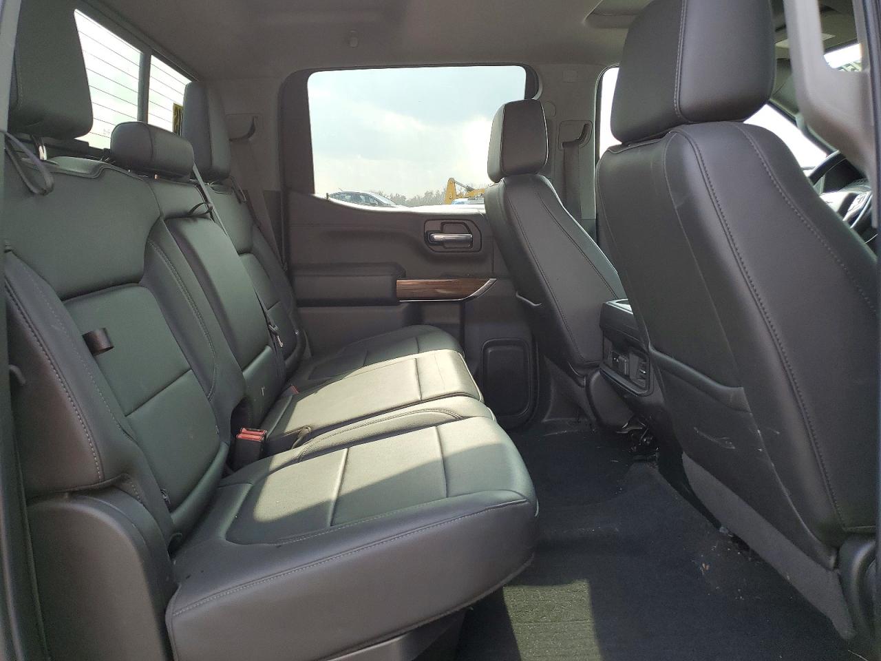 2020 CHEV All models VIN 1GCPYFED9LZ328524 photo 10