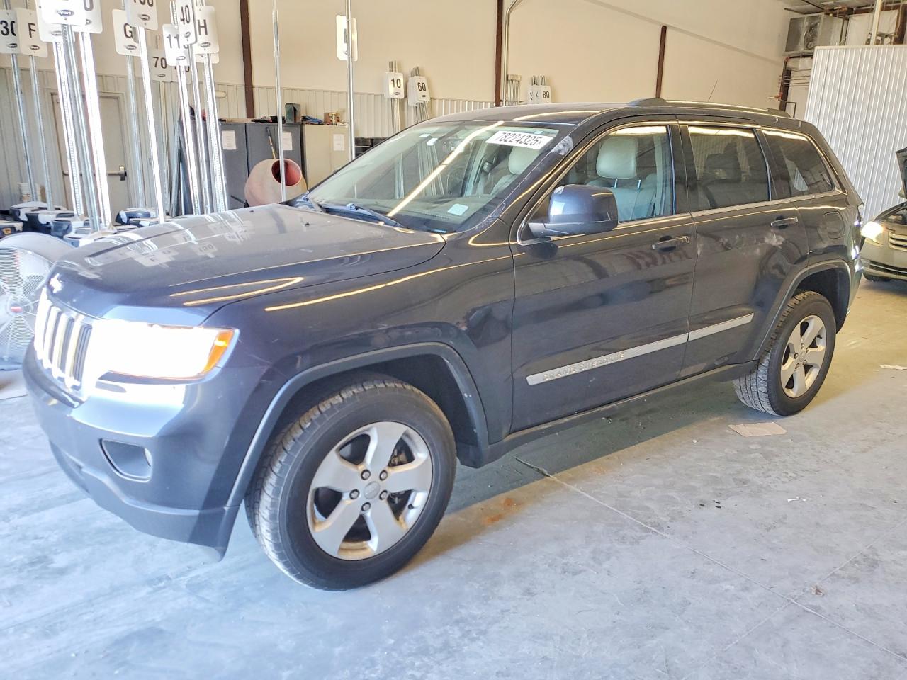 2013 Jeep Grand cher VIN 1C4RJEAGXDC546144 photo 1