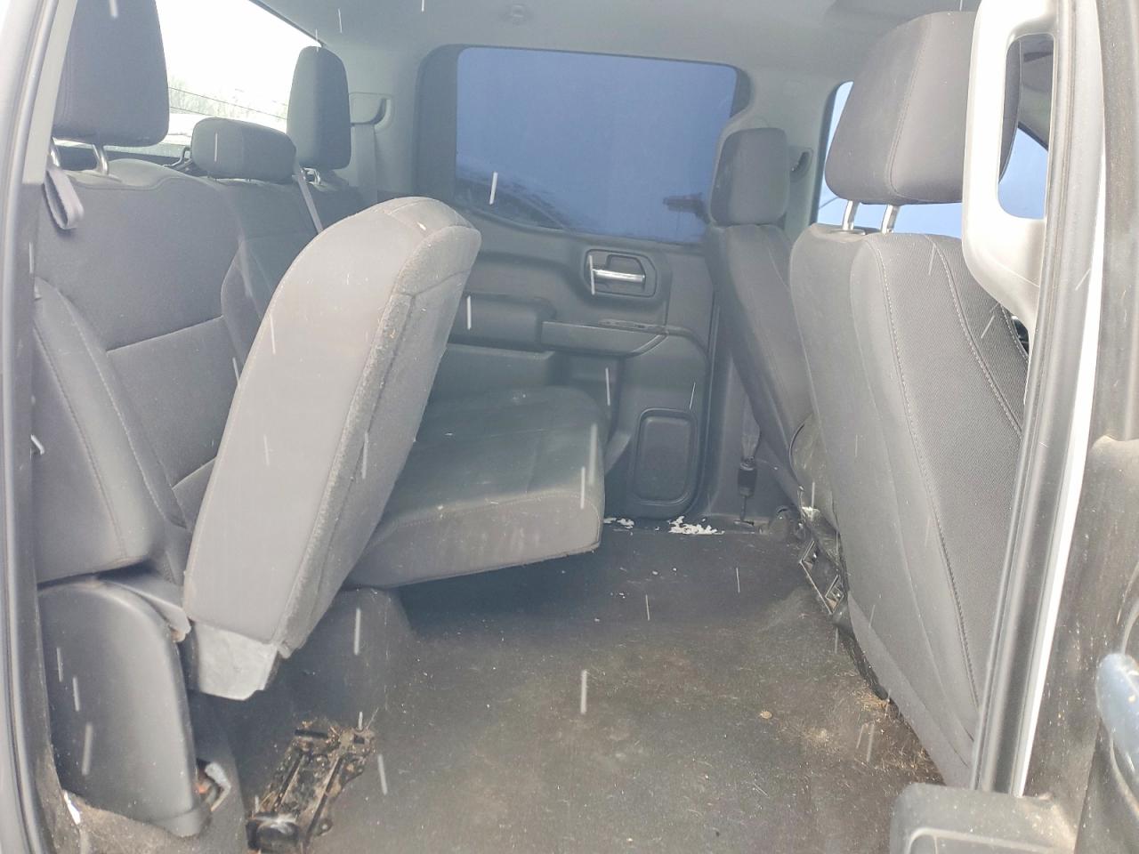 2021 Chevrolet All models VIN 1GCPYBEK0MZ270070 photo 10