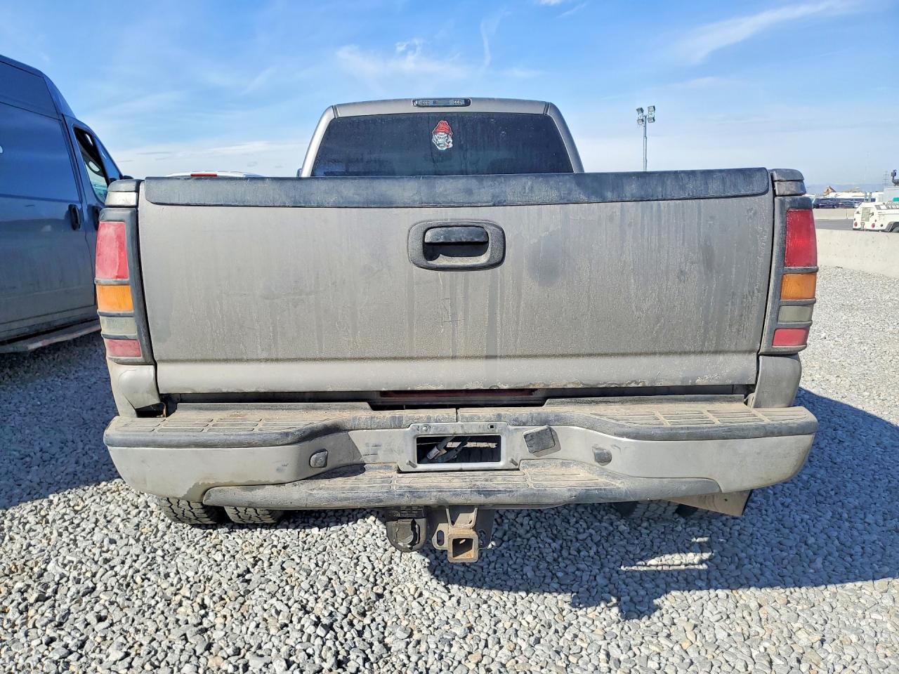 2006 CHEV Silverado VIN 1GCJK33D26F144427 photo 6