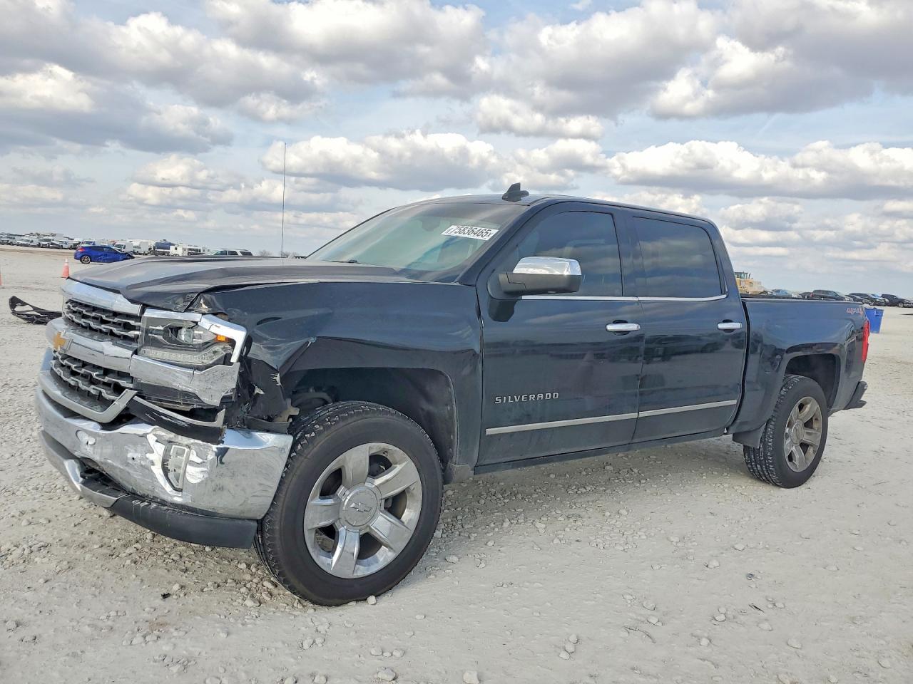2017 Chev Silverado VIN 3GCUKSEC1HG407696 photo 1