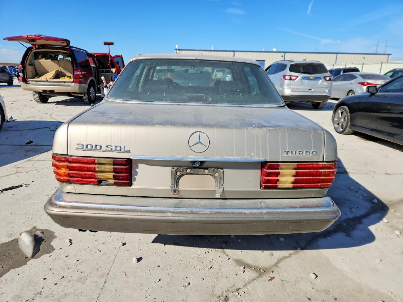 1986 Mercedes 300-class VIN WDBCB25DXGA240741 photo 6