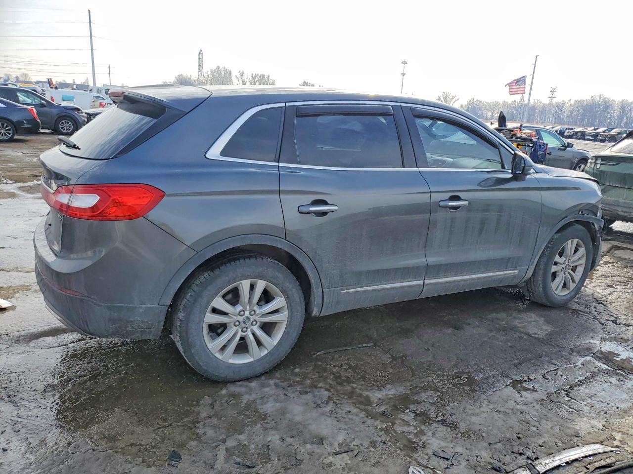 2018 Lincoln Mkx VIN 2LMPJ8JR6JBL41300 photo 3