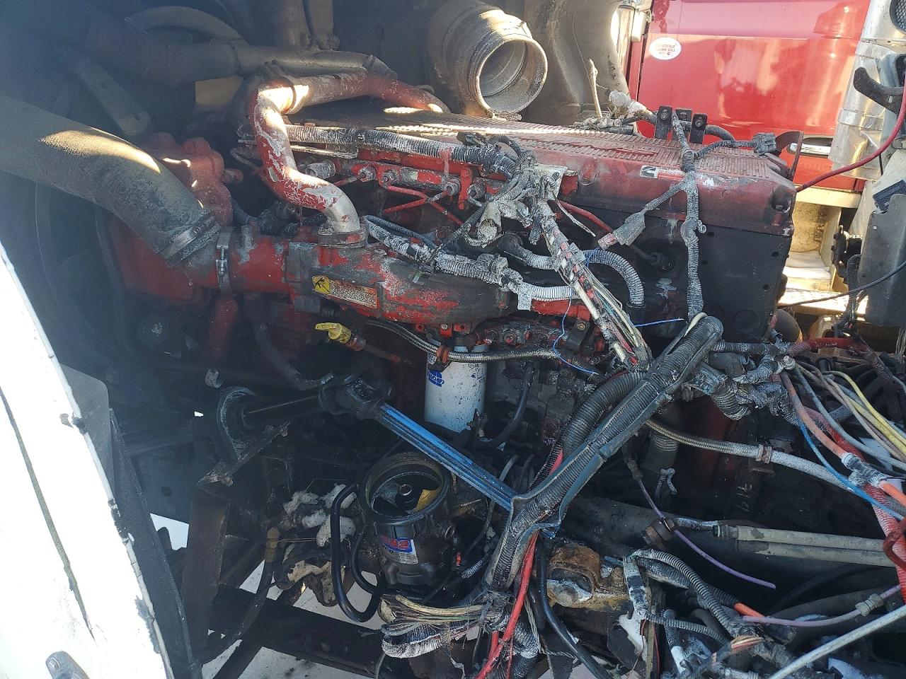 2015 International All models VIN 3HSDMAPR7FN527136 photo 12