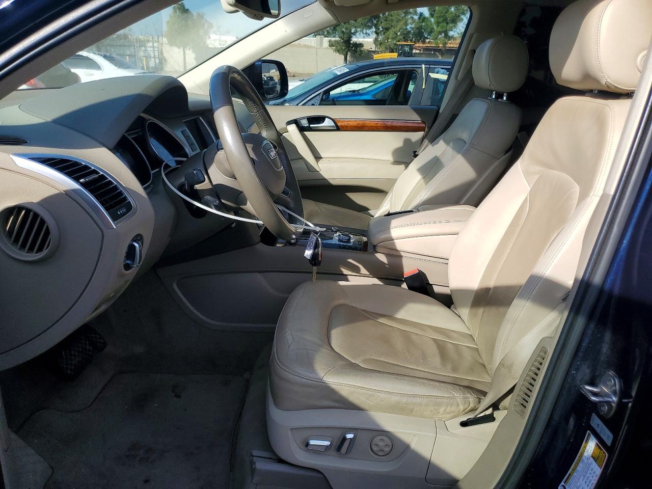 2015 Audi Q7 VIN WA1CGAFE8FD014239 photo 7