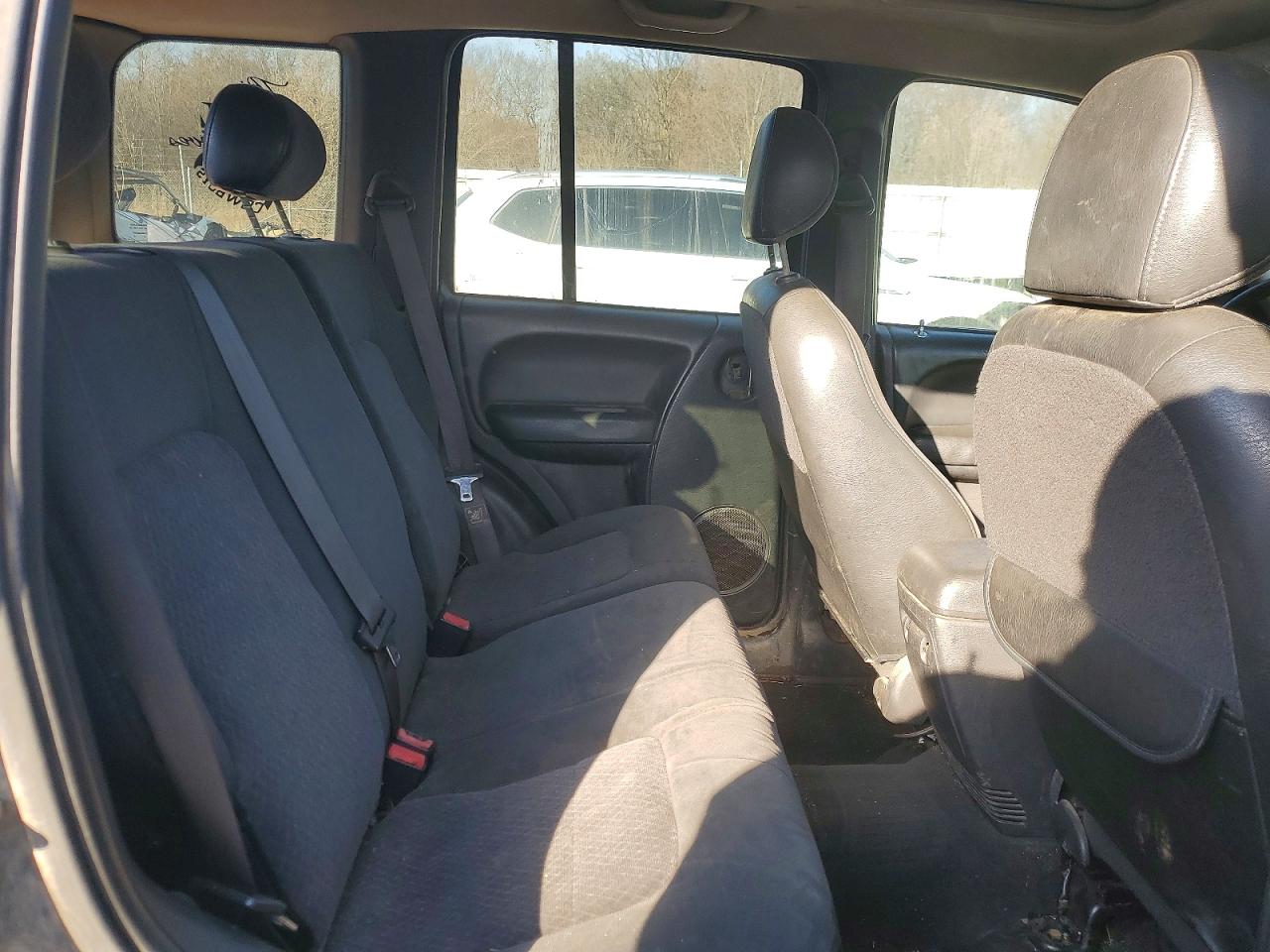 2003 Jeep Liberty VIN 1J4GL58K63W546130 photo 11