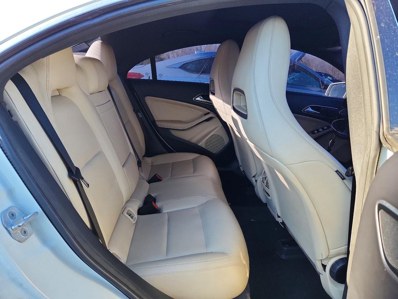 2016 Mercedes-Benz Cla-class VIN WDDSJ4GBXGN367138 photo 10