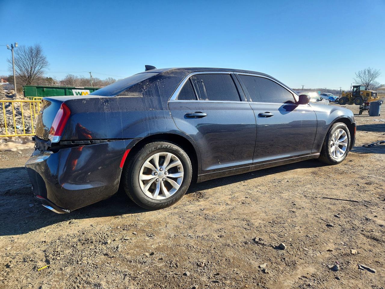 2016 Chrysler 300 VIN 2C3CCAAG5GH243769 photo 3